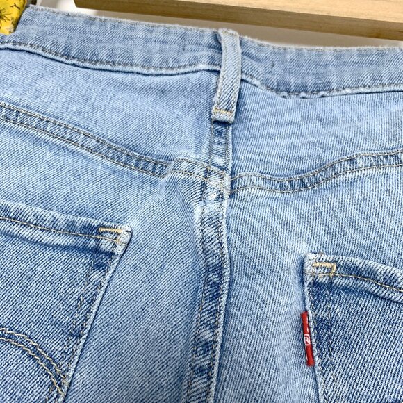 Levi's High Rise Skinny Jeans (721) - Picture 5 of 7